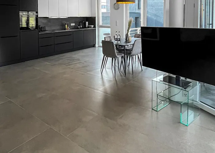 Luxus Neubauwohnung Mit Blick Auf Den Phoenix-see Apartman *