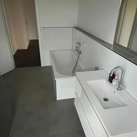 Luxus Neubauwohnung Mit Blick Auf Den Phoenix-see Apartment
